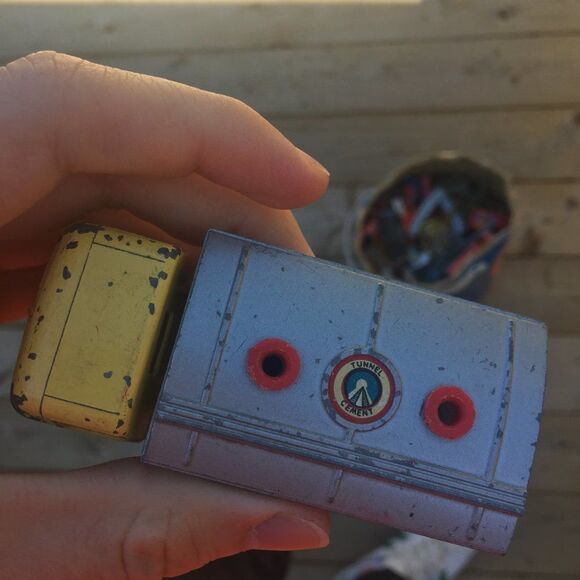 Vintage 1959 Corgi Toys 458 ERF Dumper Toy Car - Picture 7 of 12